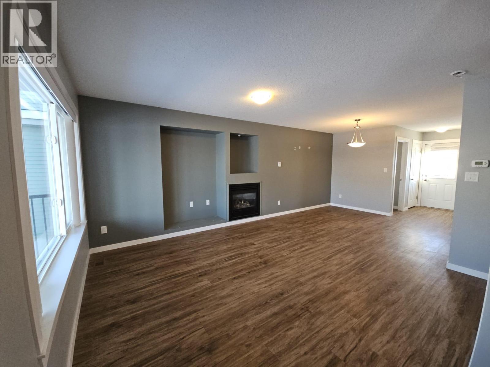 5216 41 Street NE, Chetwynd