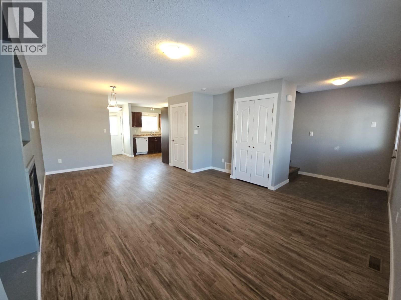 5216 41 Street NE, Chetwynd