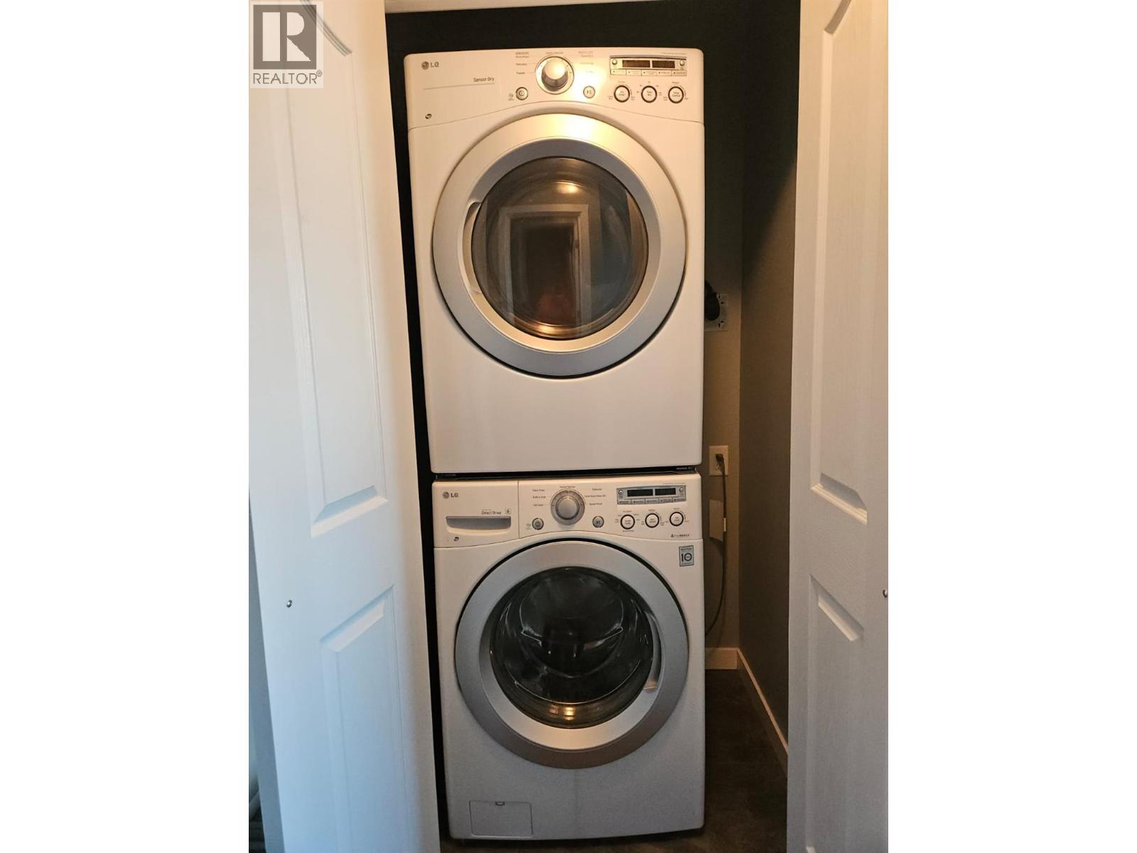 5216 41 Street NE, Chetwynd