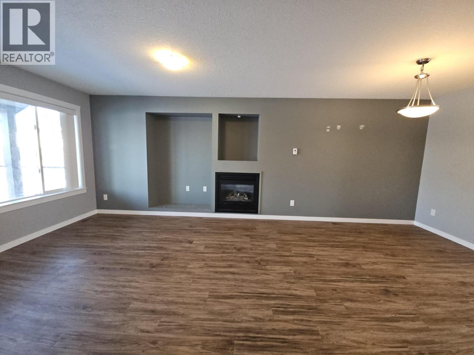 5216 41 Street NE, Chetwynd