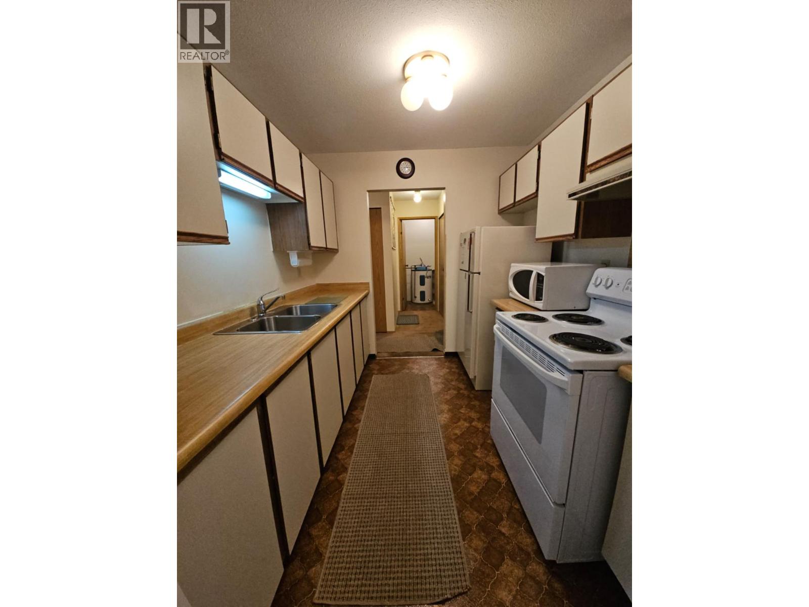 307-195 Chamberlain Crescent, Tumbler Ridge