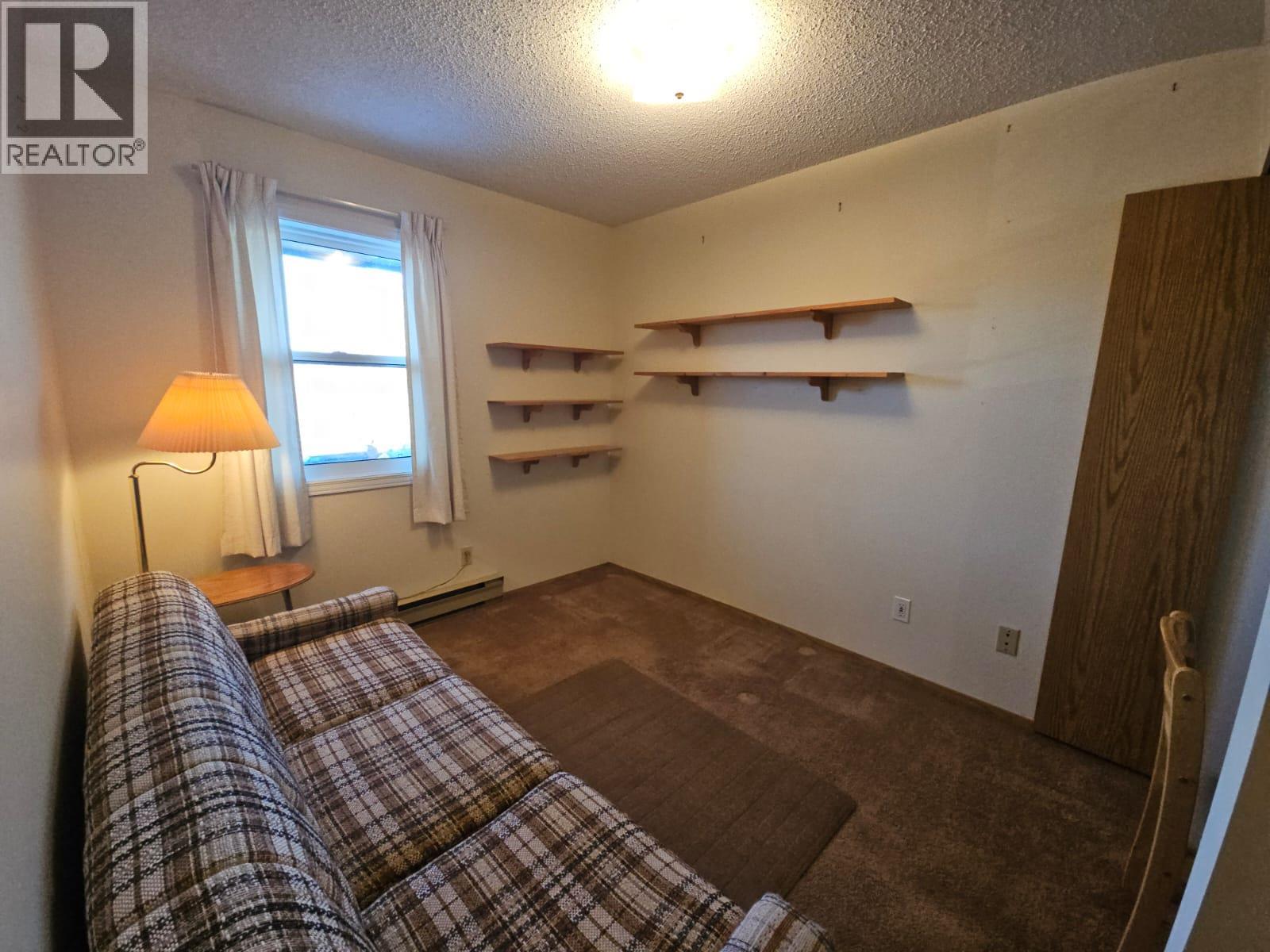 307-195 Chamberlain Crescent, Tumbler Ridge