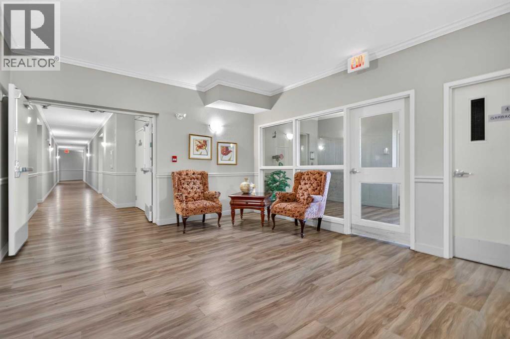 Single Family House for Sale in   Everstone Drive SW Evergreen Calgary 