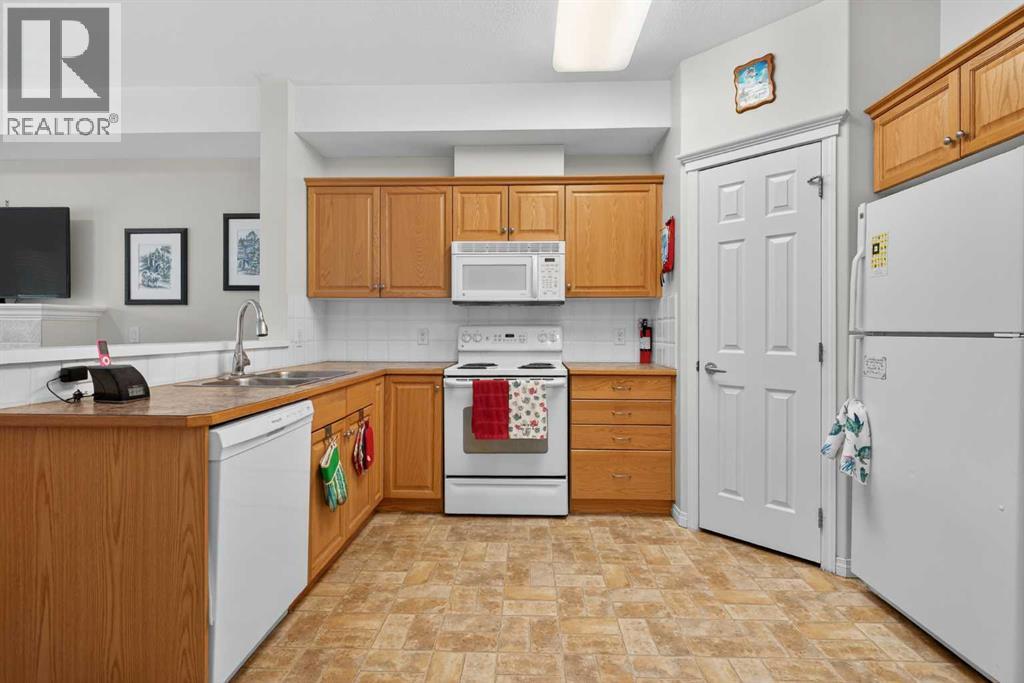 Single Family House for Sale in   Everstone Drive SW Evergreen Calgary 