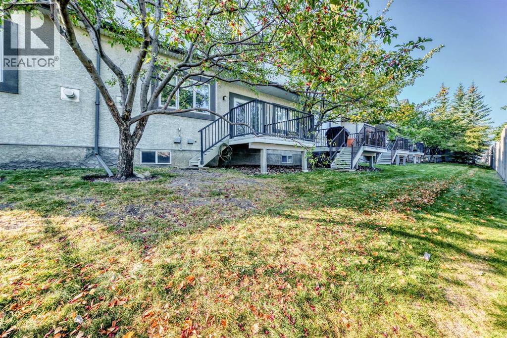 Single Family House for Sale in  simcoe Place SW Signal Hill Calgary 