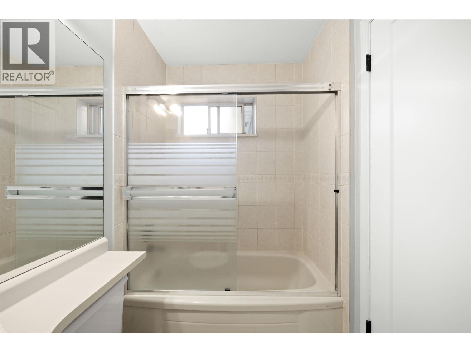 #10-4855 57 Street, Delta