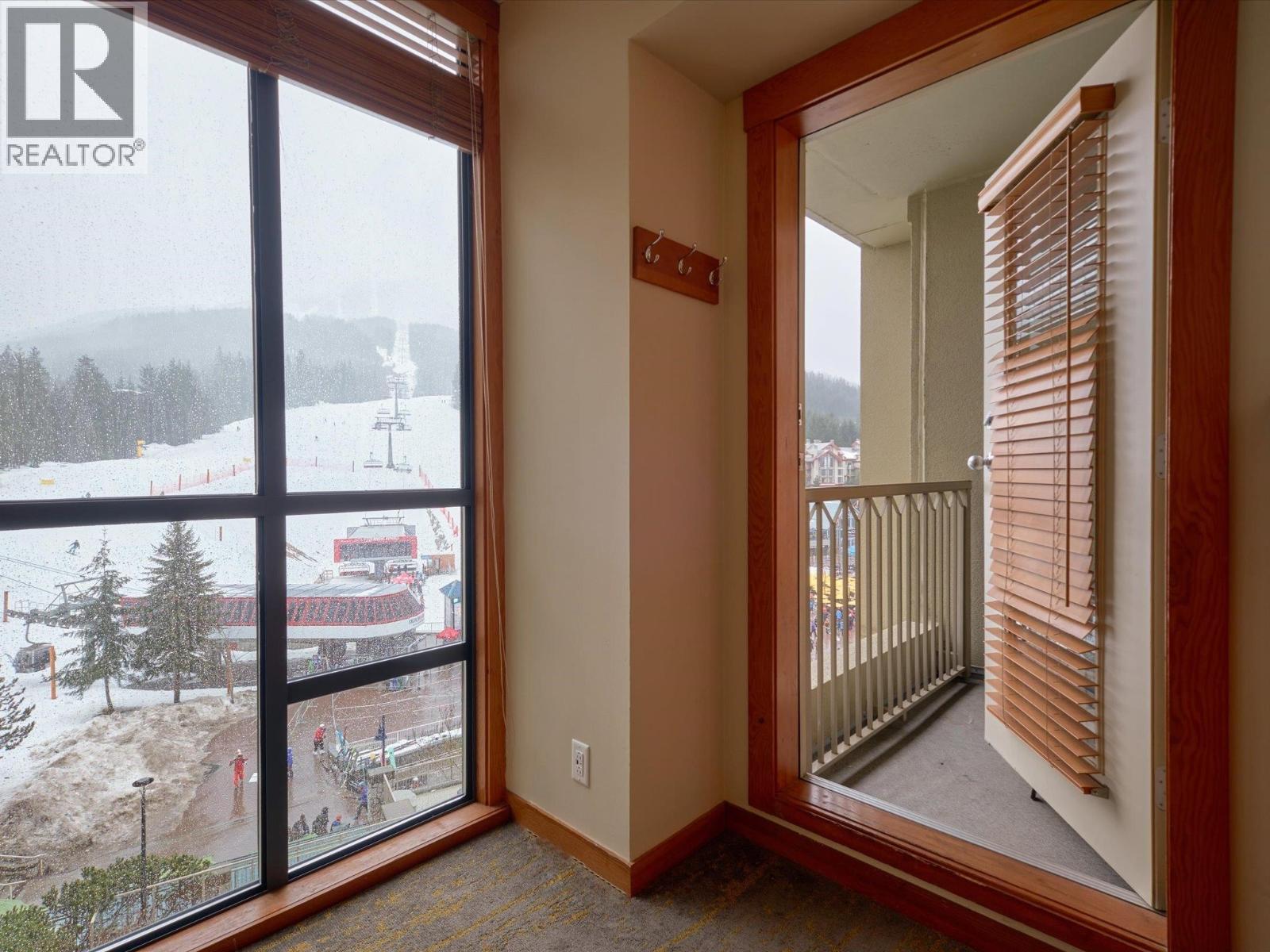 602 4320 SUNDIAL CRESCENT, Whistler