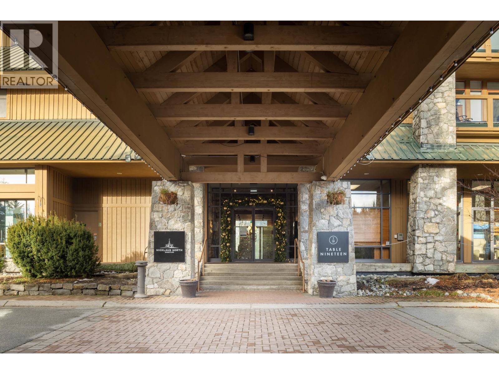 210 8080 NICKLAUS NORTH BOULEVARD, Whistler