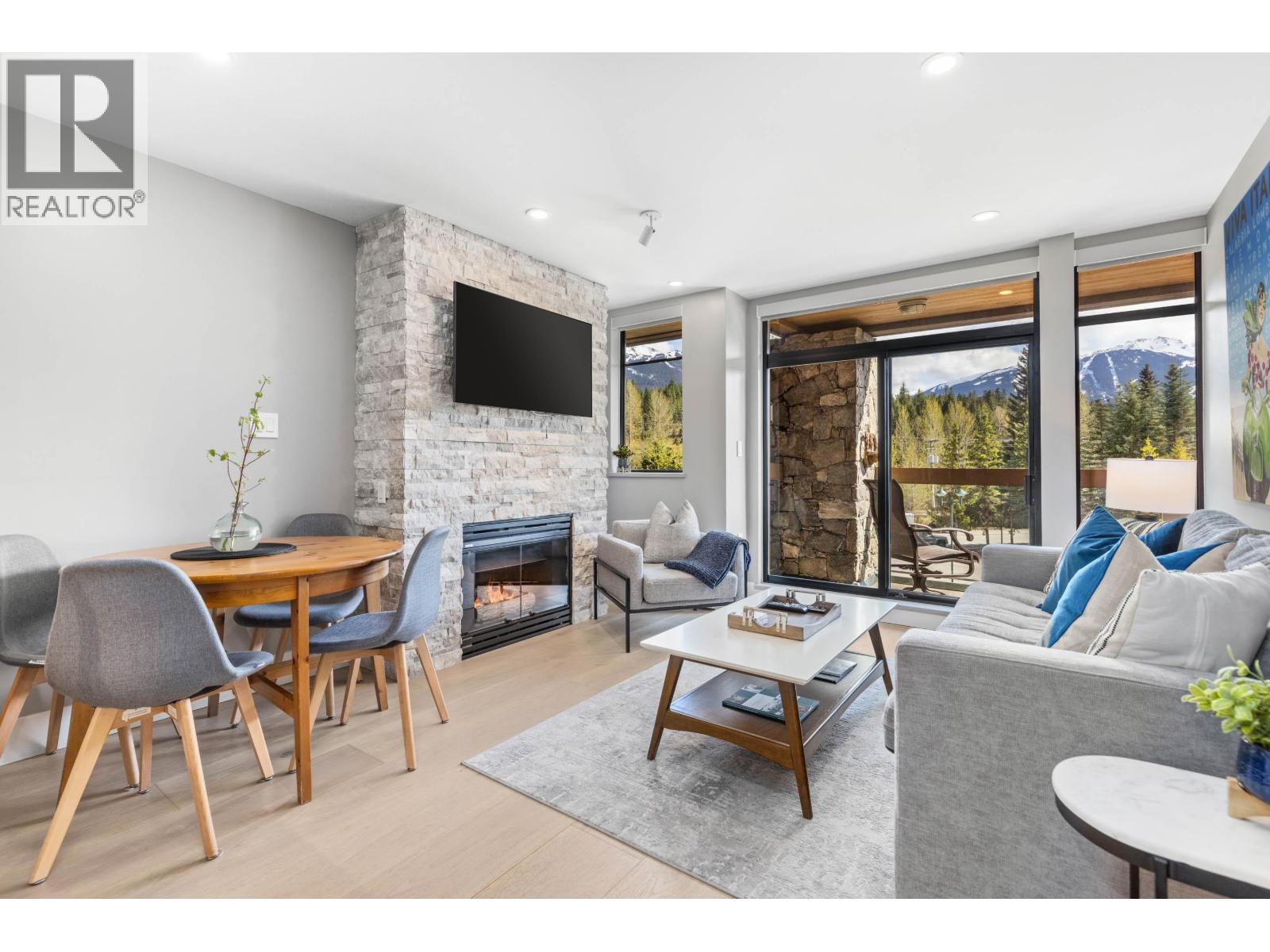 210 8080 NICKLAUS NORTH BOULEVARD, Whistler