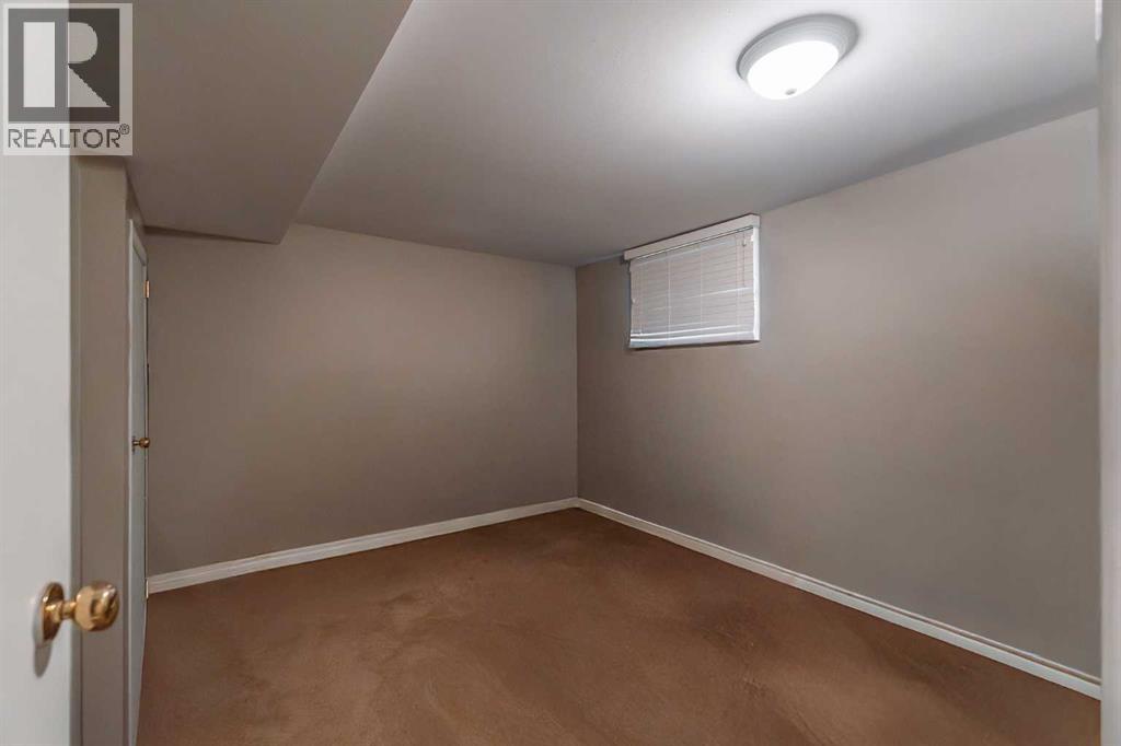 Single Family House Bungalow for Sale in   Street S Victoria Park Lethbridge 