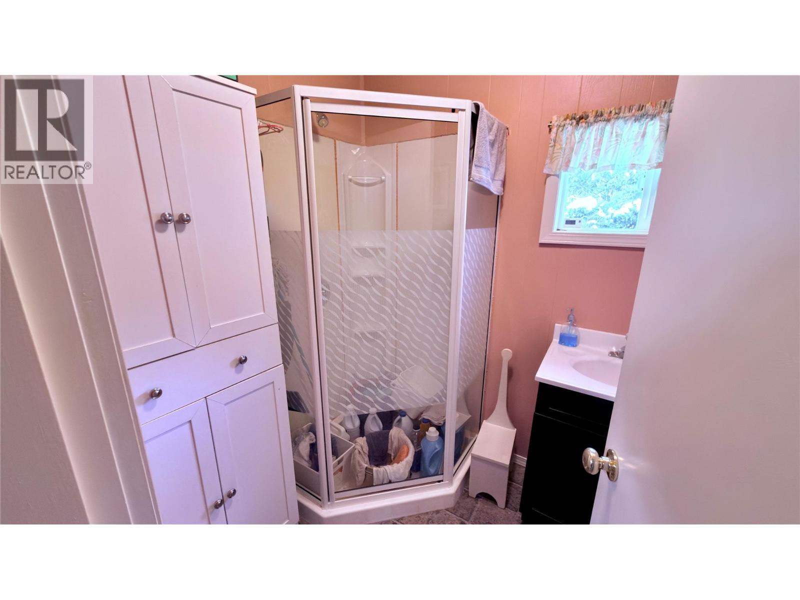 264 Long Lake Road, Greenwood