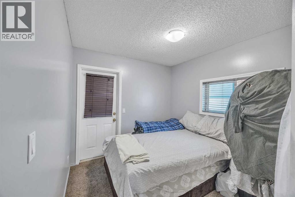 Single Family House Bi-level for Sale in  Saddlemont Way NE Saddle Ridge Calgary 