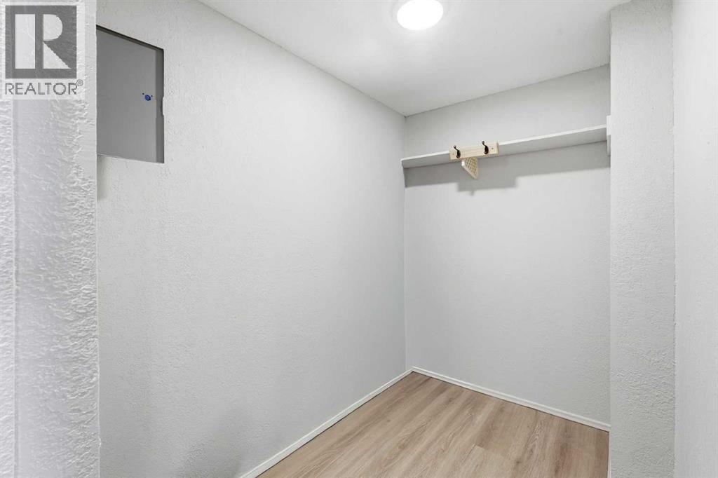 Single Family House for Sale in    Street SW Rosscarrock Calgary 