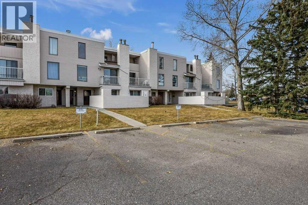 105, 3500 Varsity Drive NW, Calgary, Alberta