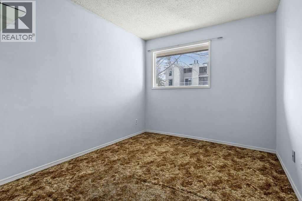 105, 3500 Varsity Drive NW, Calgary, Alberta