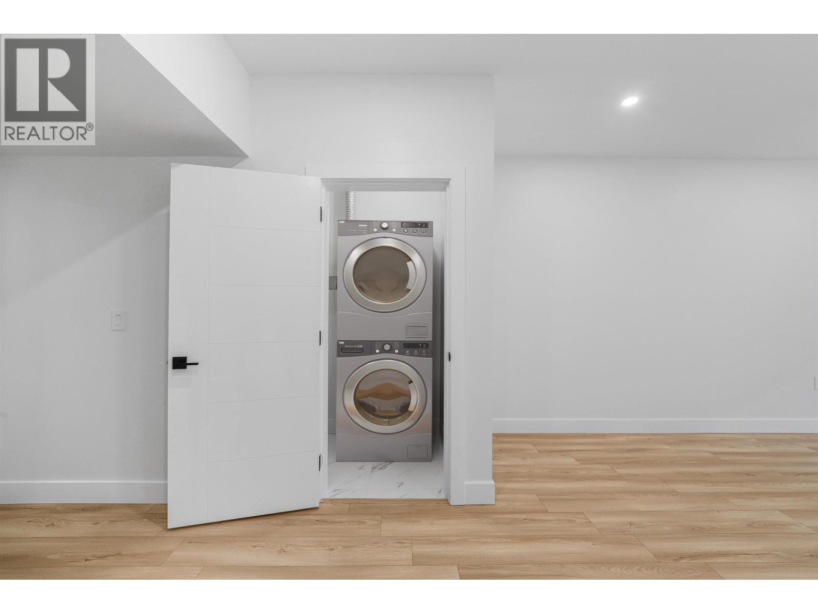 19098 DOERKSEN DRIVE, Pitt Meadows