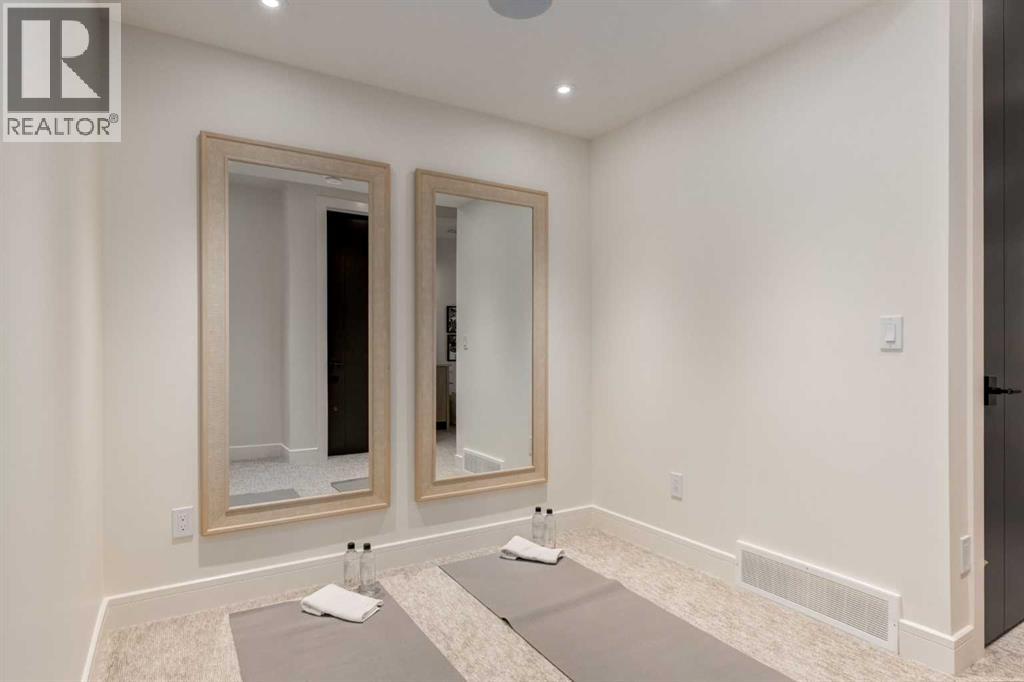 Single Family House for Sale in   Avenue SW Windsor Park Calgary 