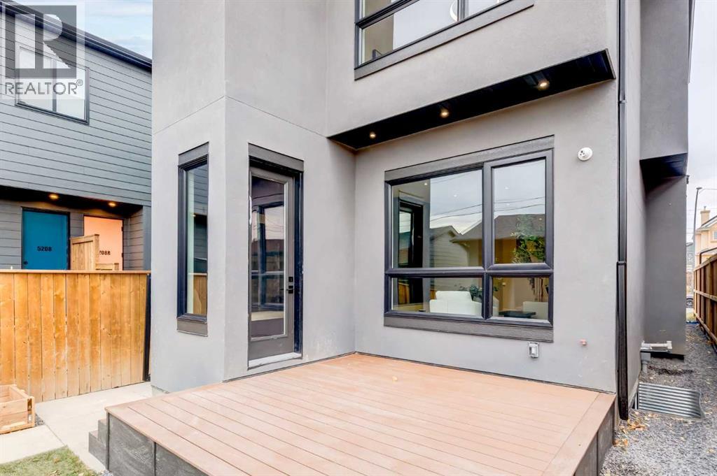 Single Family House for Sale in   Avenue SW Windsor Park Calgary 