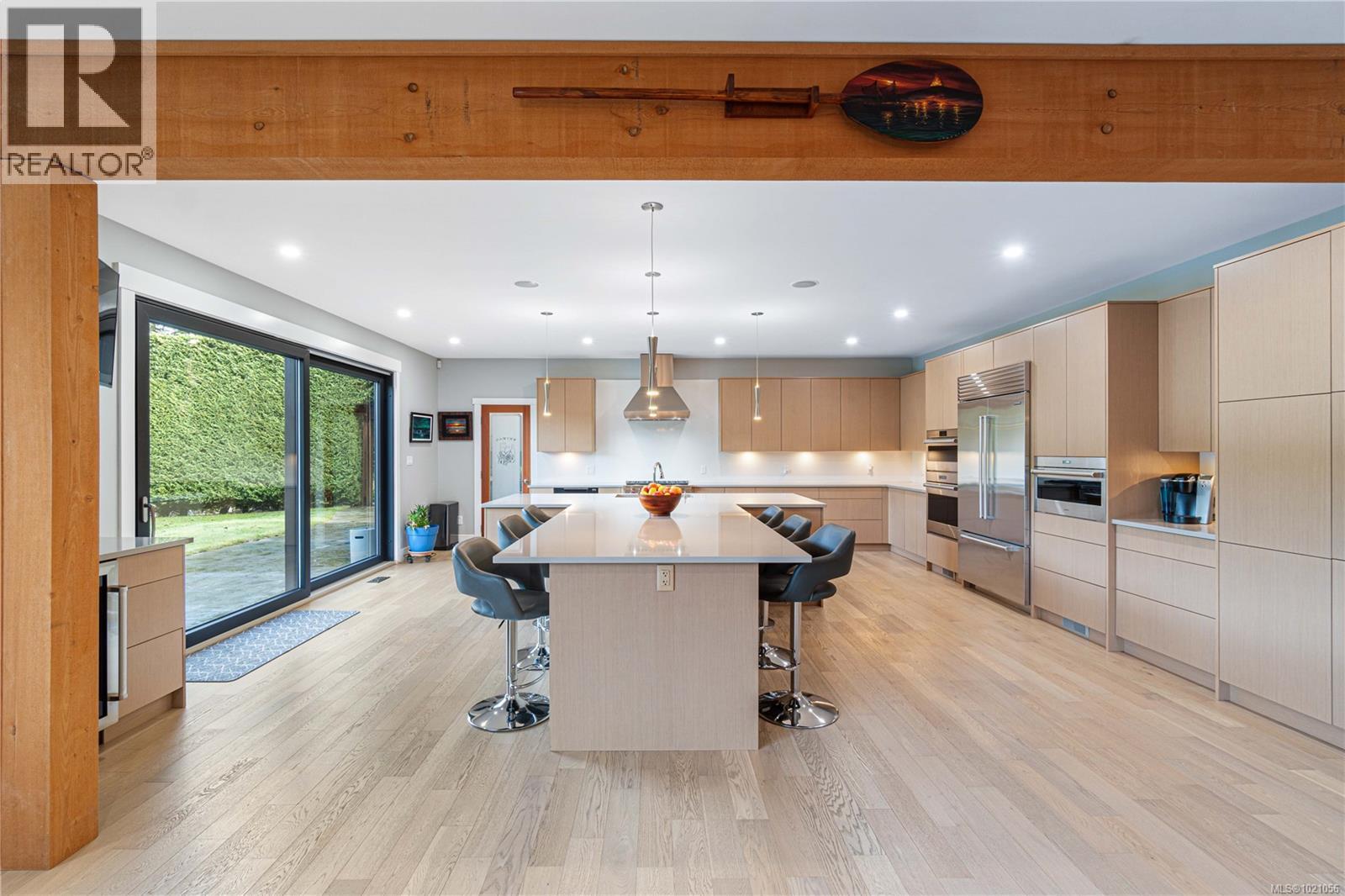 915 Rivers Edge Dr, Nanoose Bay