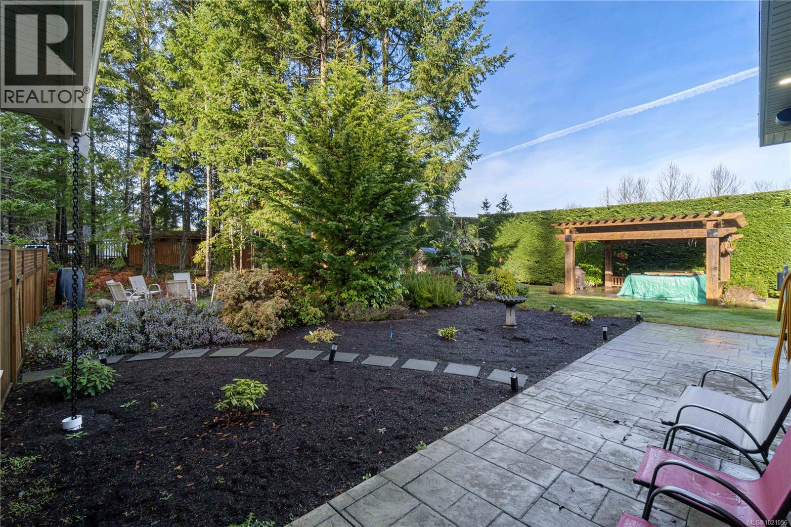 915 Rivers Edge Dr, Nanoose Bay