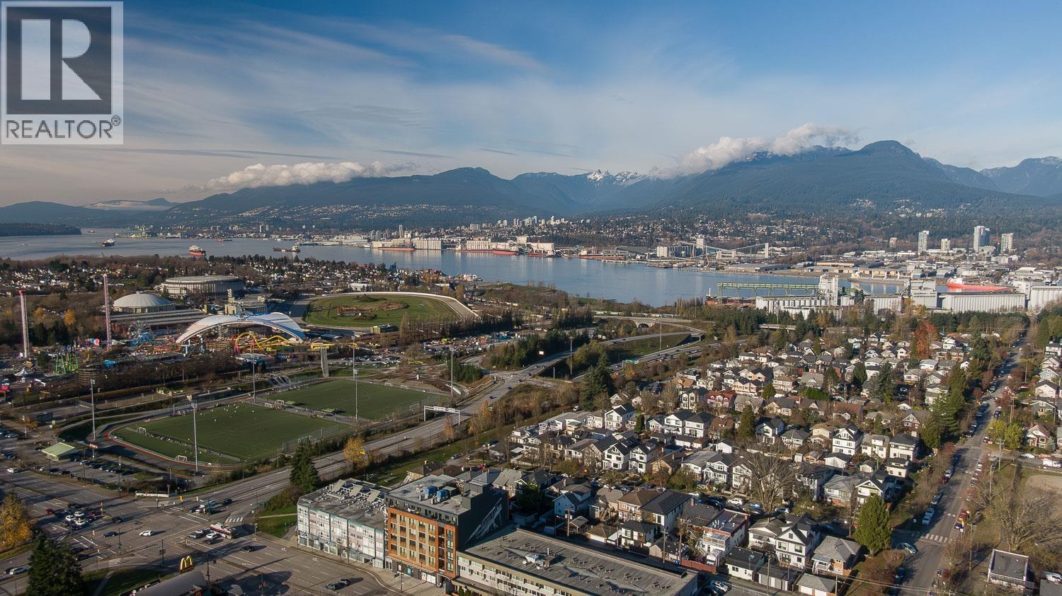 1 3508 E PENDER STREET, Vancouver