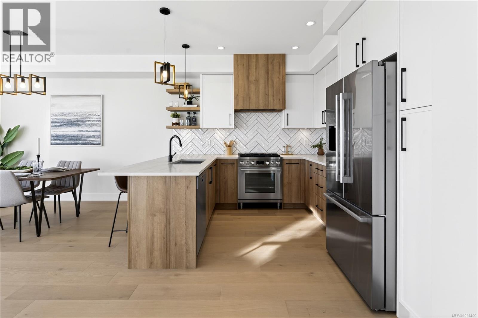  1544 Marble Place, Langford