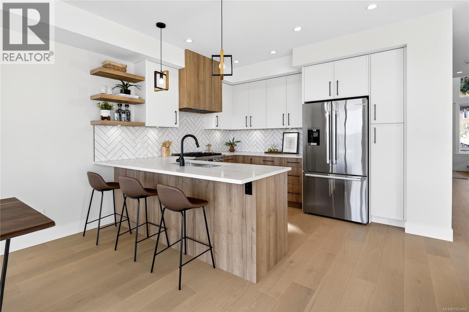  1544 Marble Place, Langford