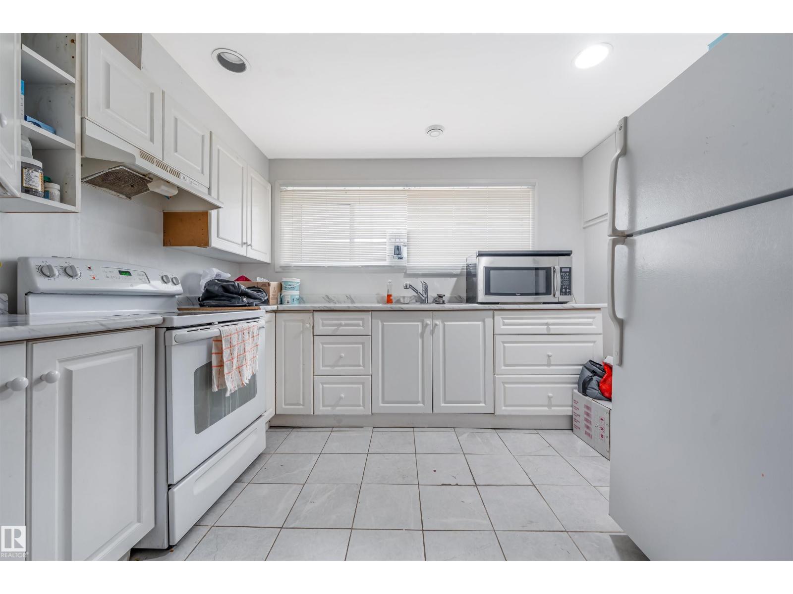 2831 36 ST NW, Edmonton