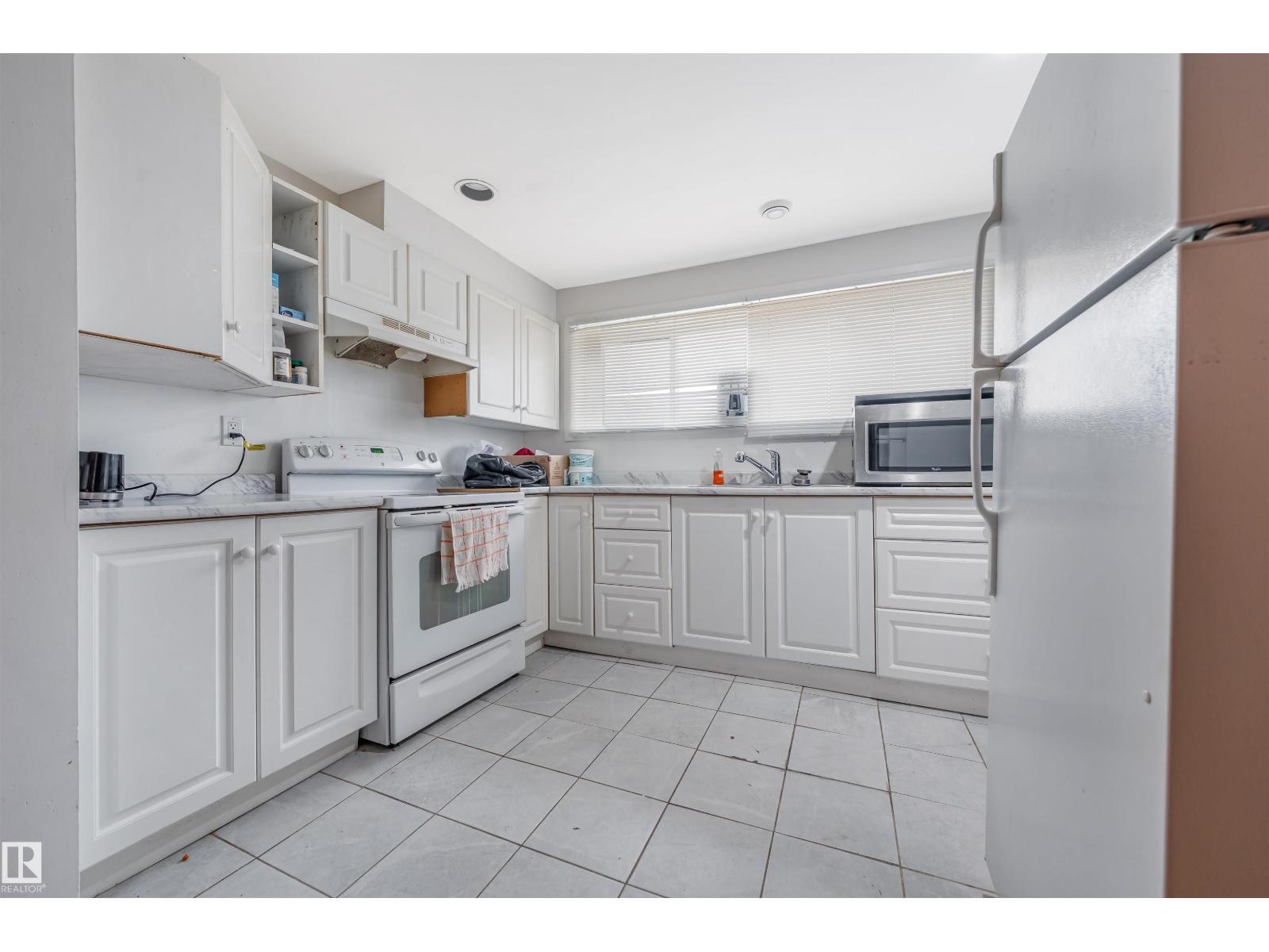 2831 36 ST NW, Edmonton