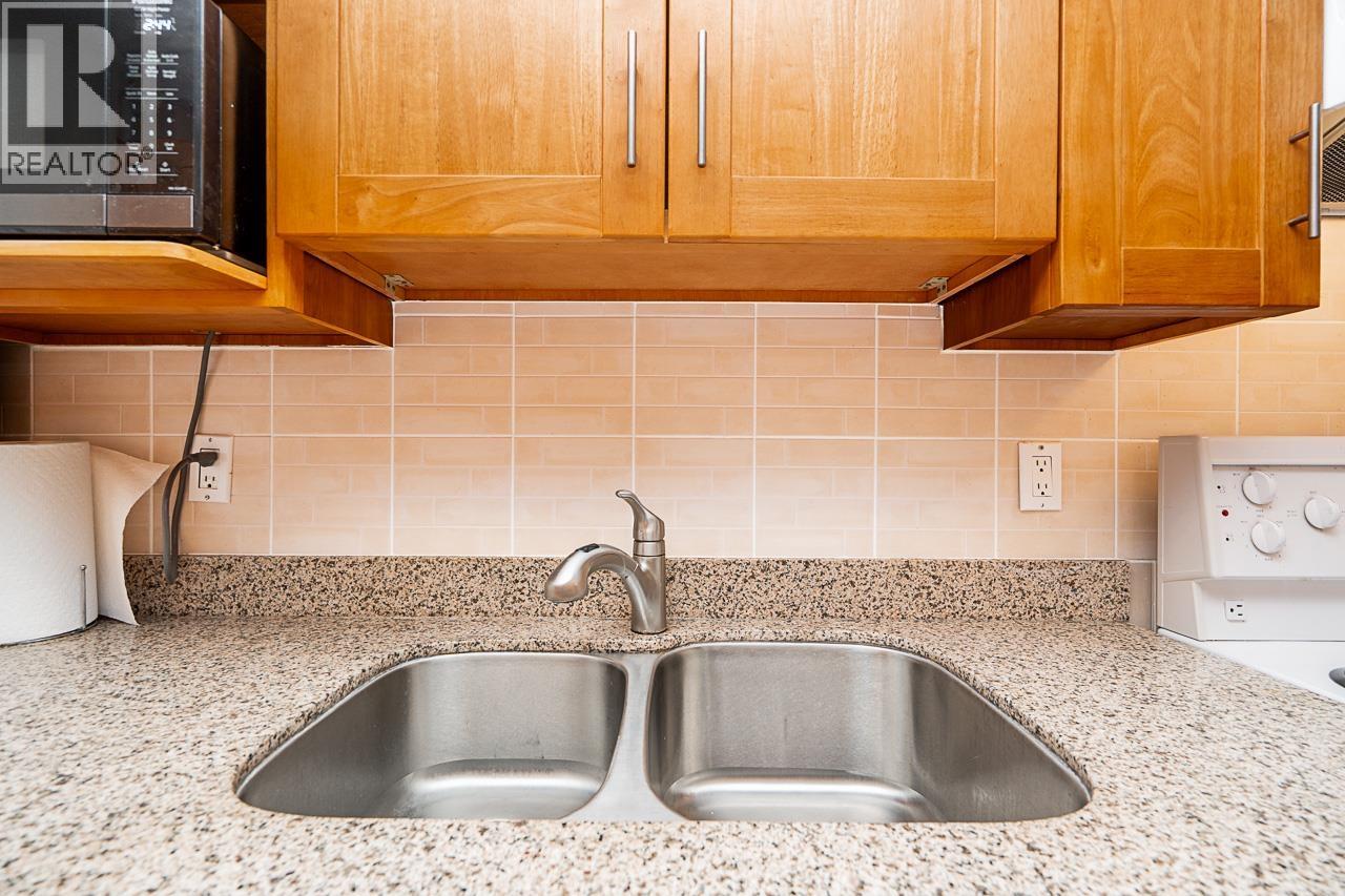 1001 6611 MINORU BOULEVARD, Richmond