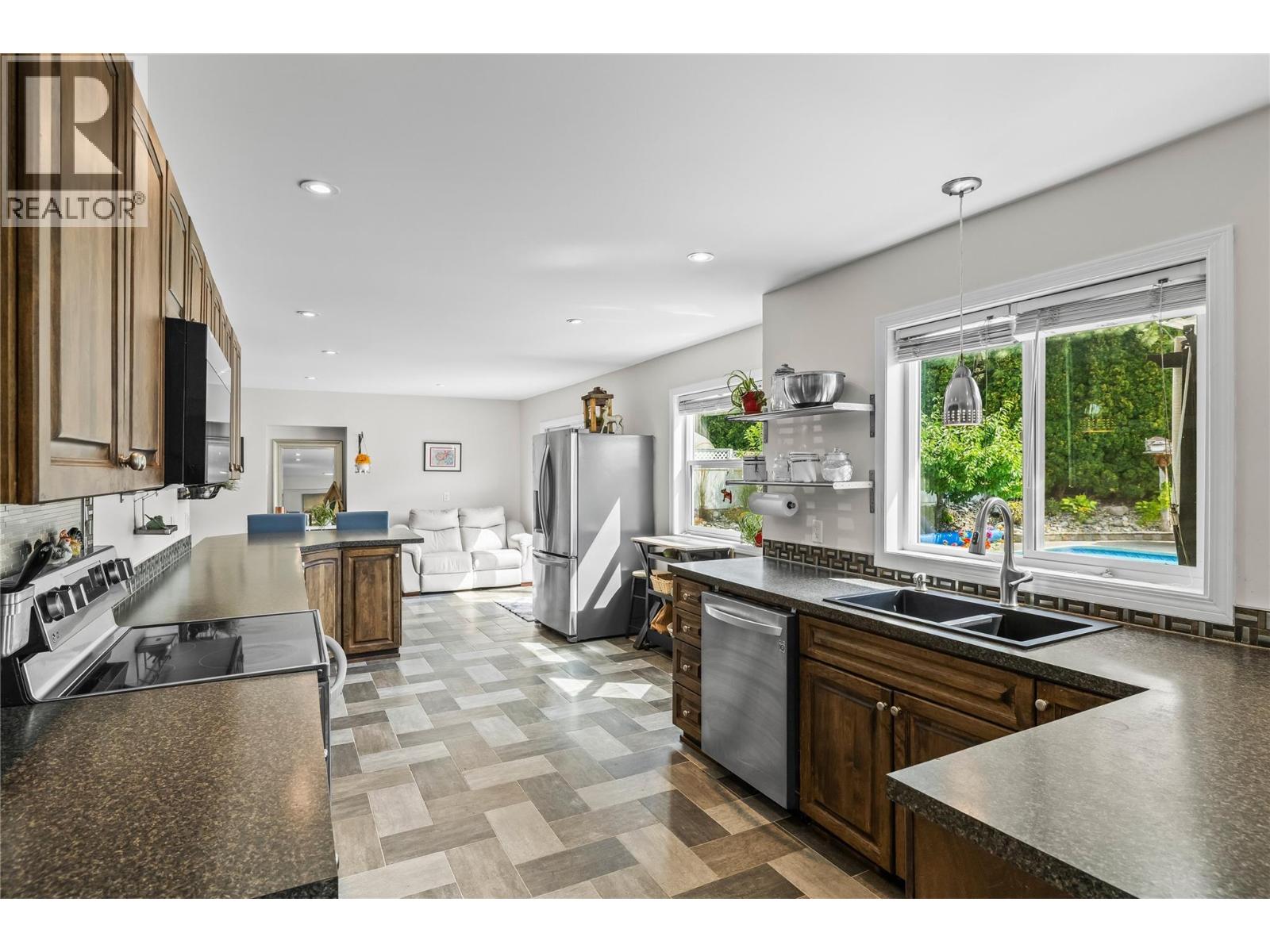  2395 Shannon Ridge Drive, West Kelowna