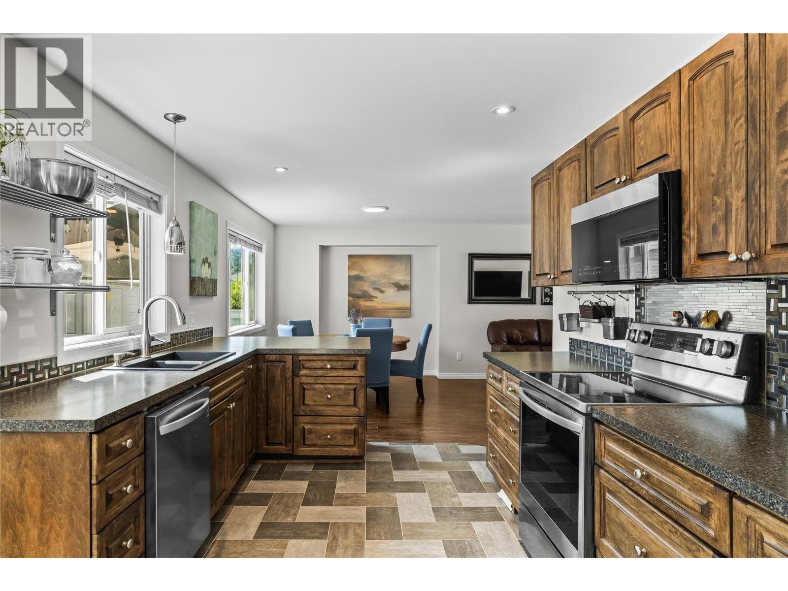  2395 Shannon Ridge Drive, West Kelowna