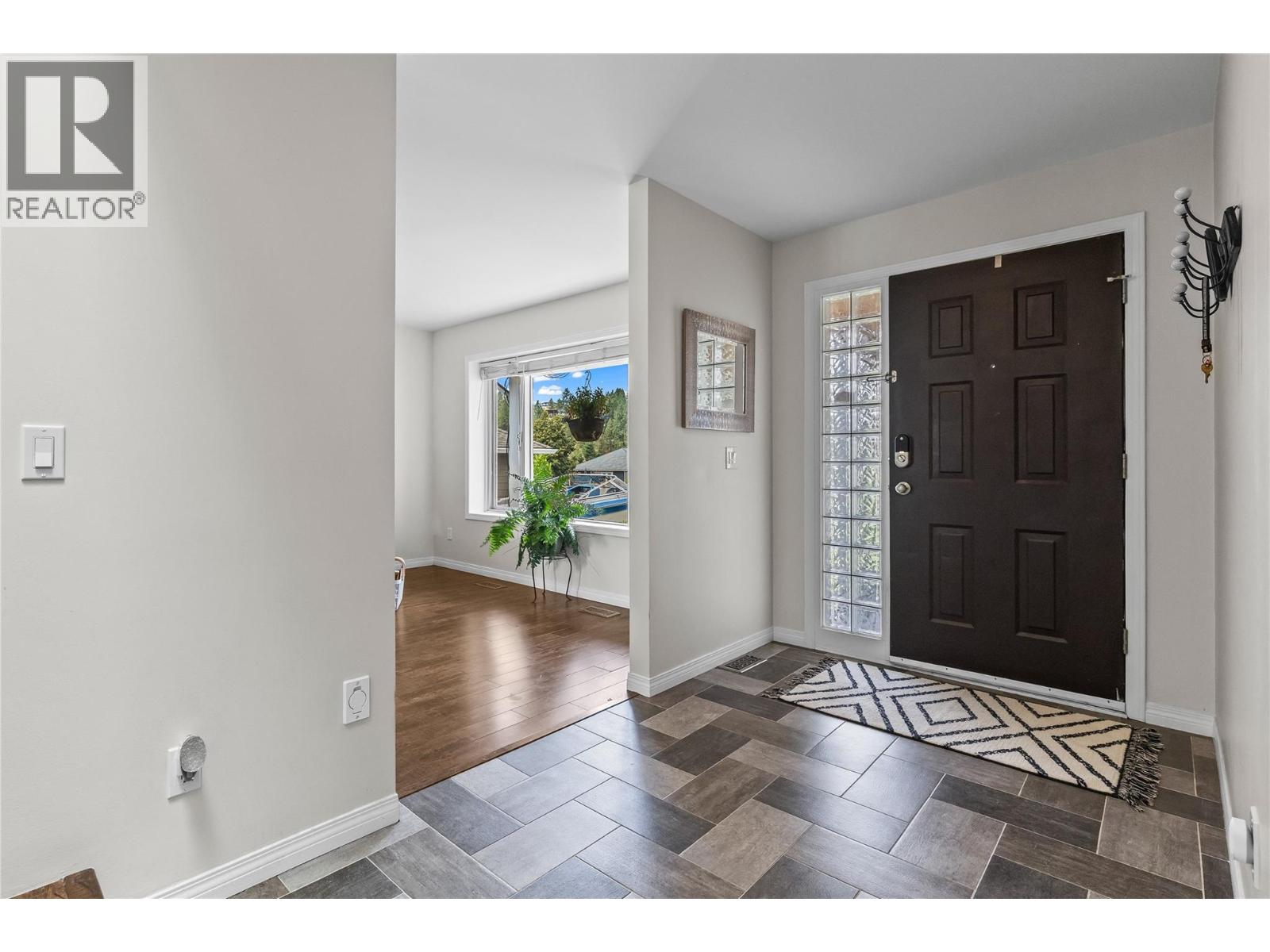  2395 Shannon Ridge Drive, West Kelowna