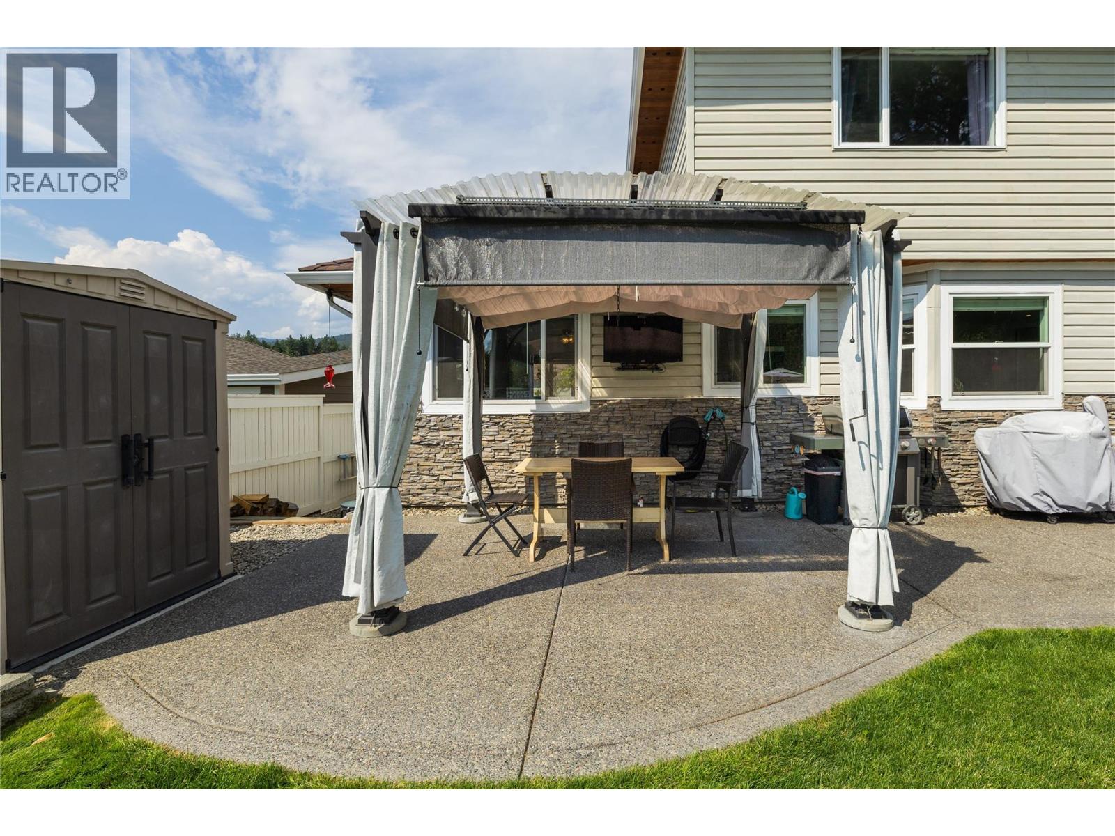  2395 Shannon Ridge Drive, West Kelowna