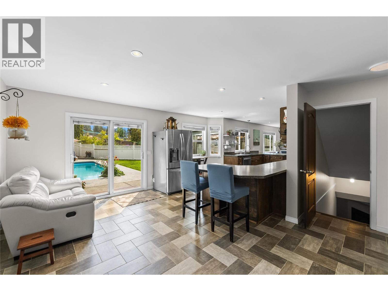  2395 Shannon Ridge Drive, West Kelowna