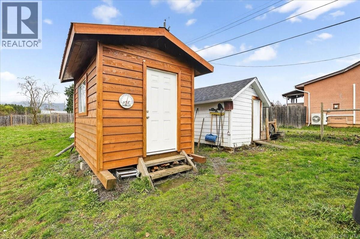 4167 Morton St - 37