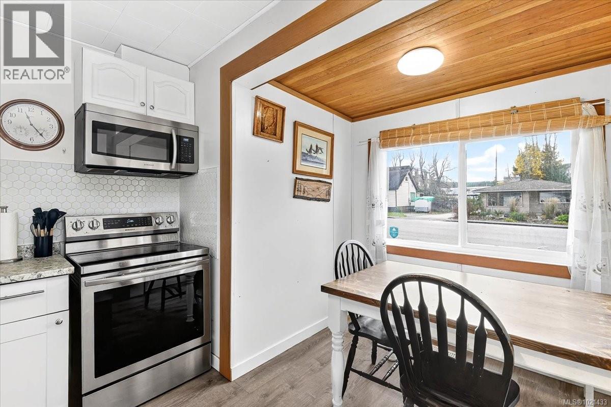 4167 Morton St - 17