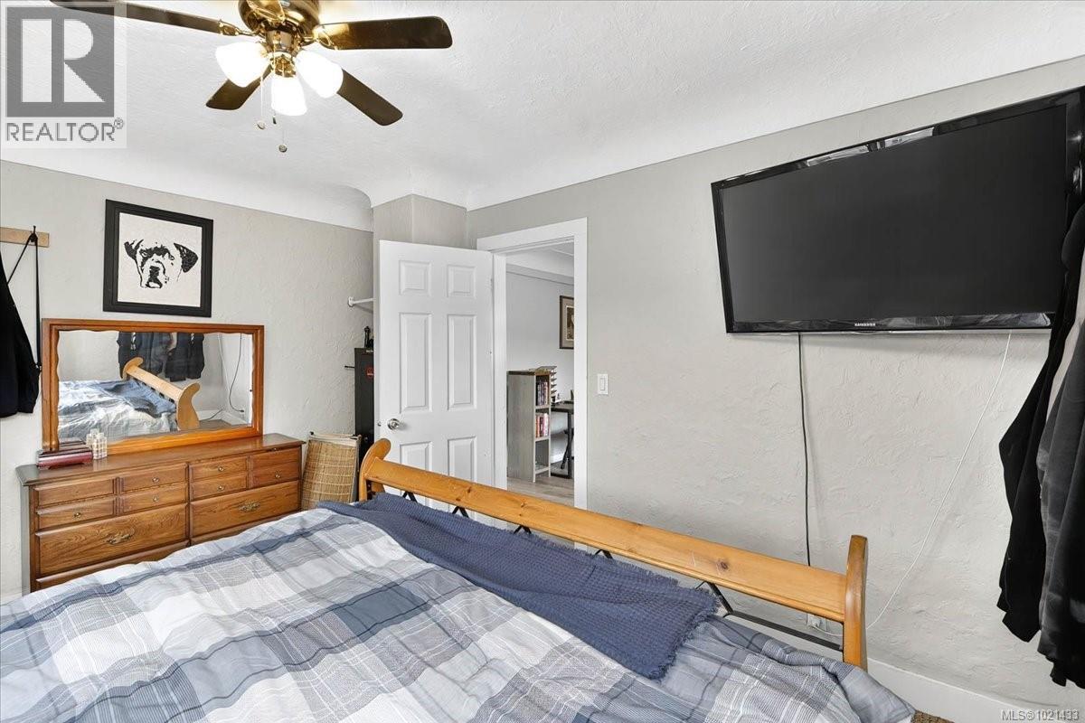 4167 Morton St - 20