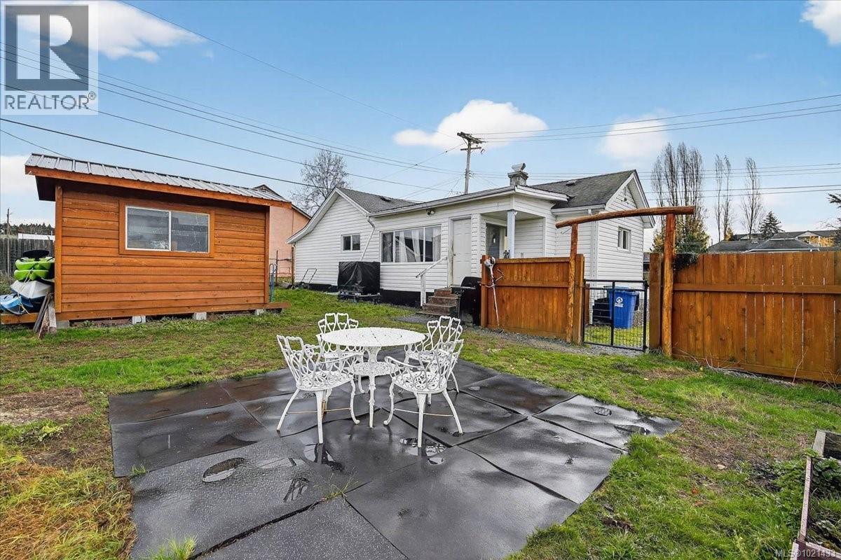 4167 Morton St - 48