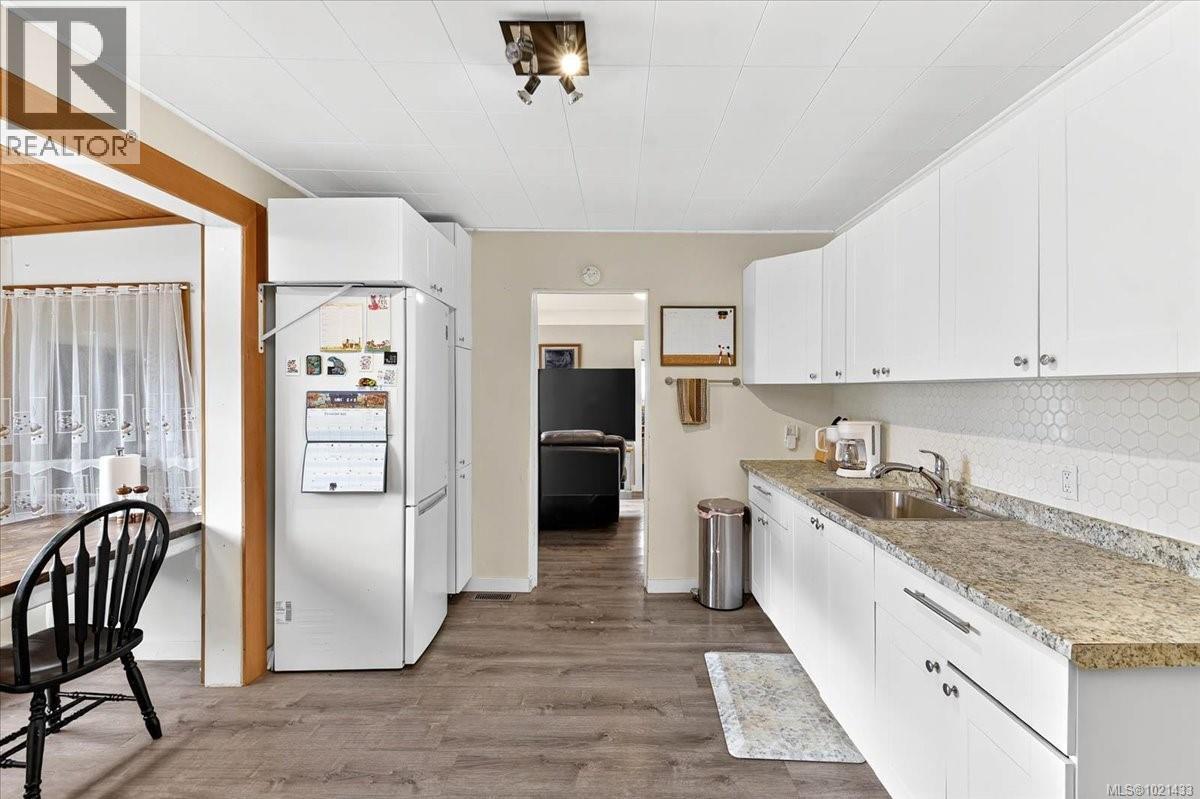 4167 Morton St - 15
