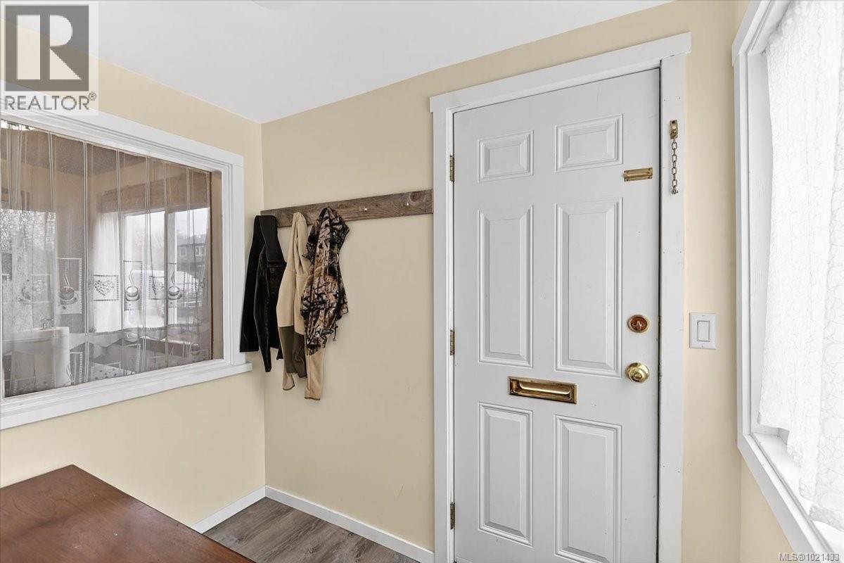 4167 Morton St - 27