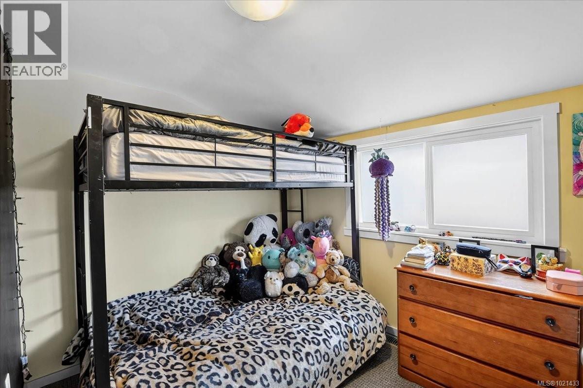 4167 Morton St - 32