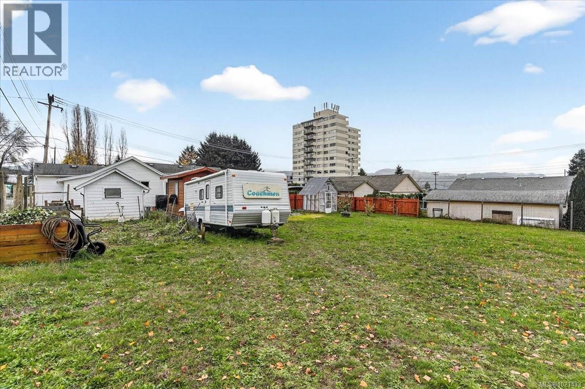 4167 Morton St - 40