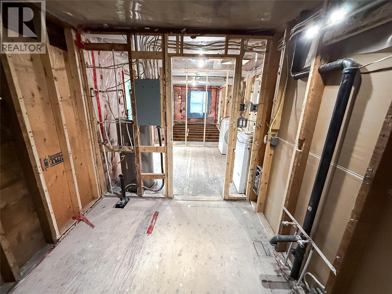 950 Aspen Street, Trail