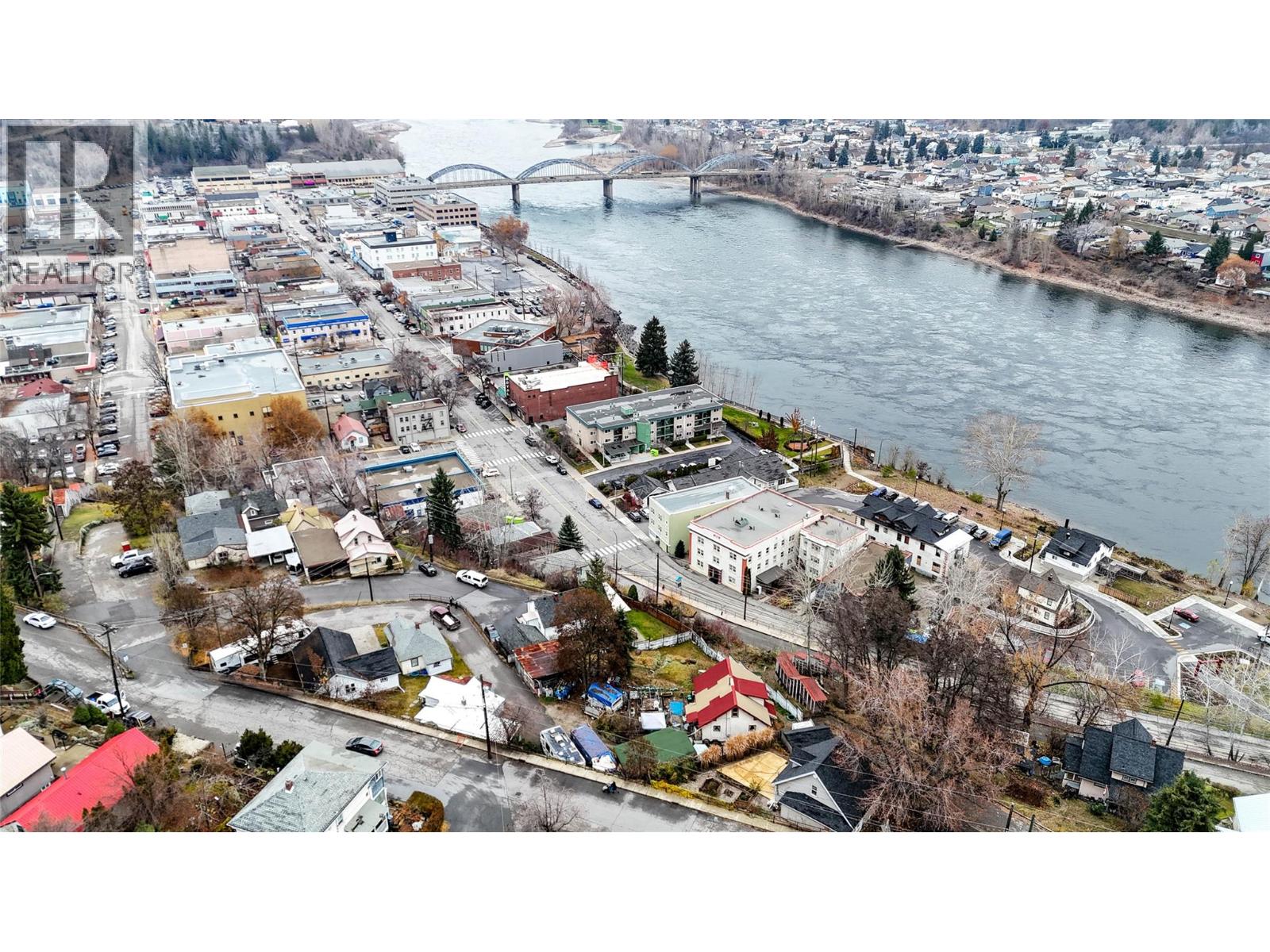 950 Aspen Street, Trail