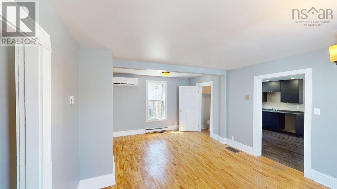 Property 11 of 15 of 20 Victoria Avenue