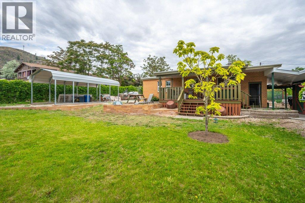 703 Similkameen Avenue, Oliver