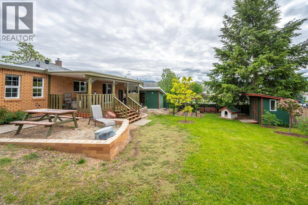 703 Similkameen Avenue, Oliver