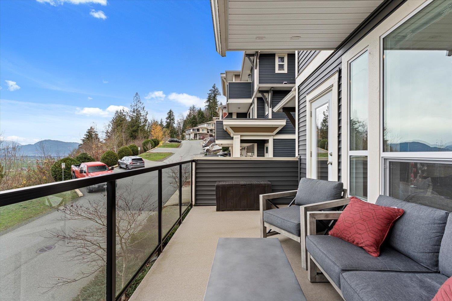 4 6026 LINDEMAN STREET, Promontory, Chilliwack