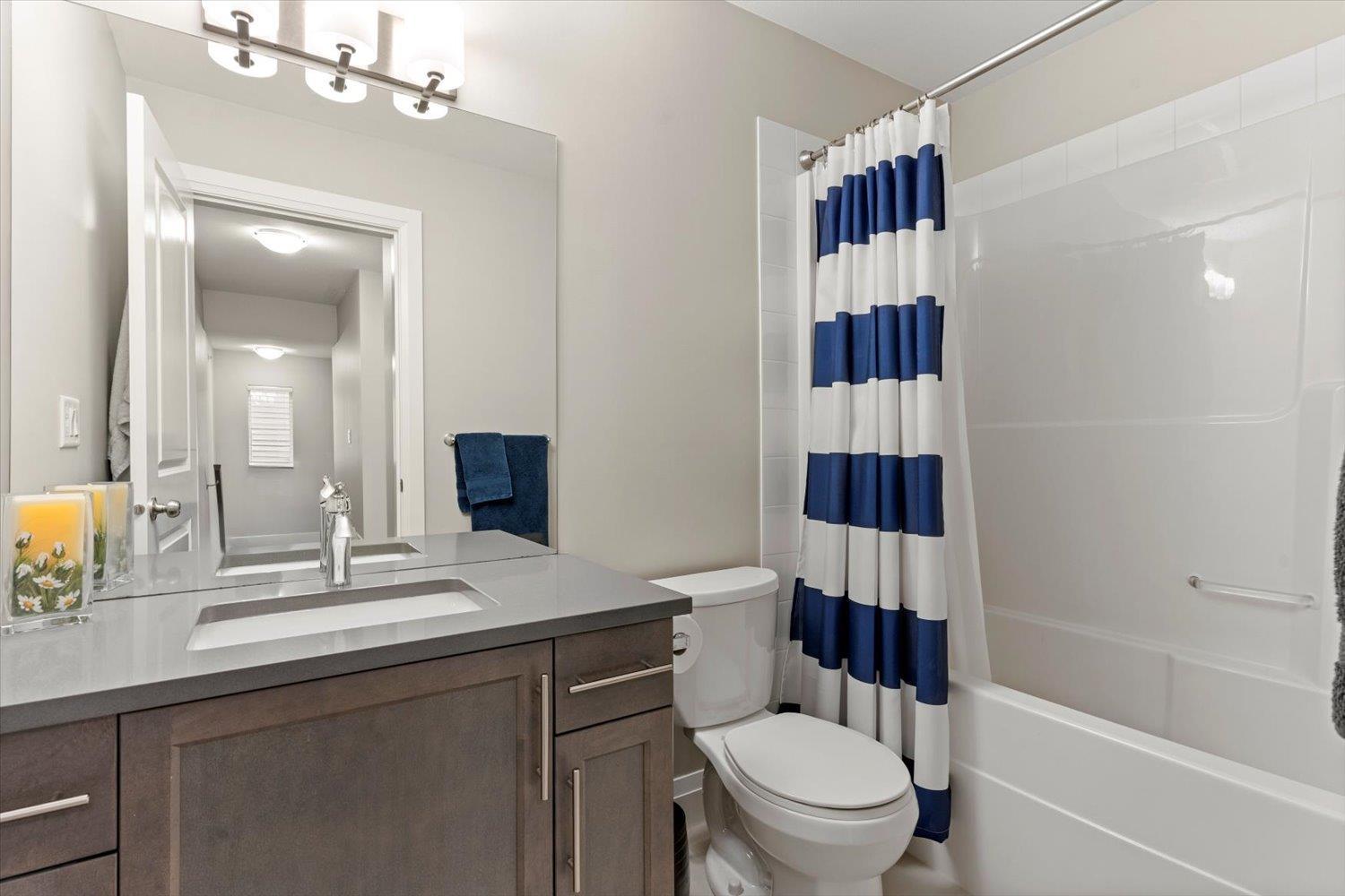 4 6026 LINDEMAN STREET, Promontory, Chilliwack